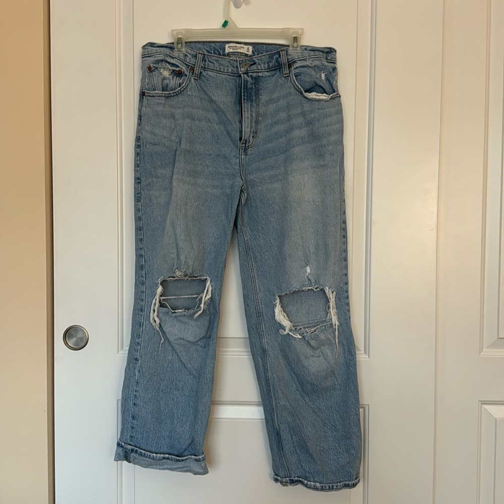 Abercrombie & Fitch - The 90s Relaxed Jean High Rise - size 16 short